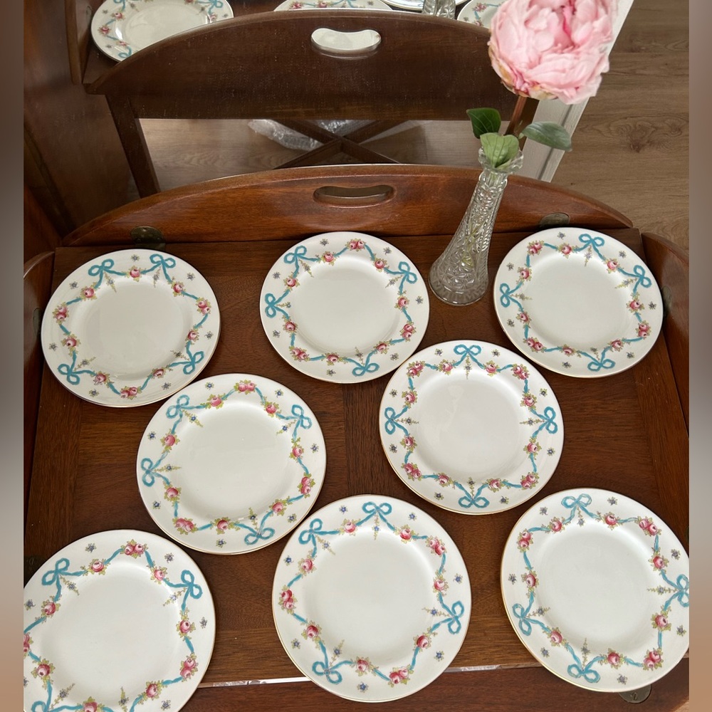 🎀 SET OF EIGHT blue bow crown staffordshire salad plates